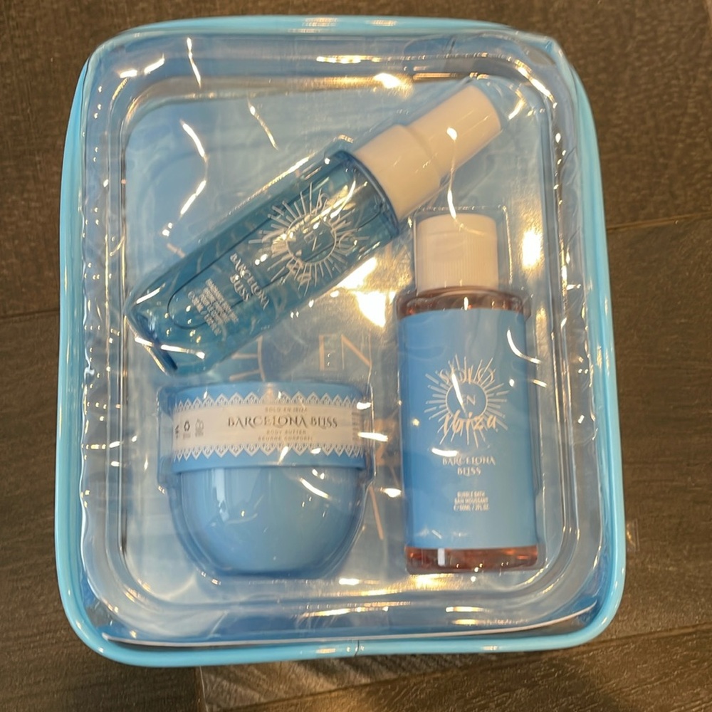 Solo En Ibiza Barcelona Bliss Travel Set - Mist, Body Butter and Bubble Bath